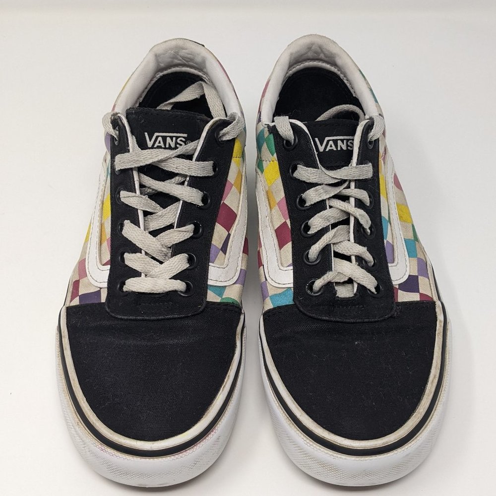 Women's size 7.5 Off the Wall Rainbow Checkered Vans